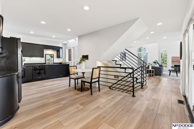 741 N 89th Plaza, Omaha, NE 68114