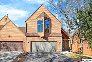 741 N 89th Plaza, Omaha, NE 68114