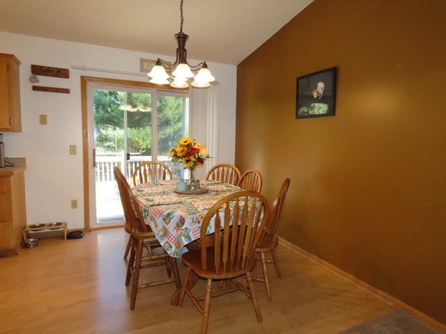 1001 Lincoln Circle, Braham, MN 55006