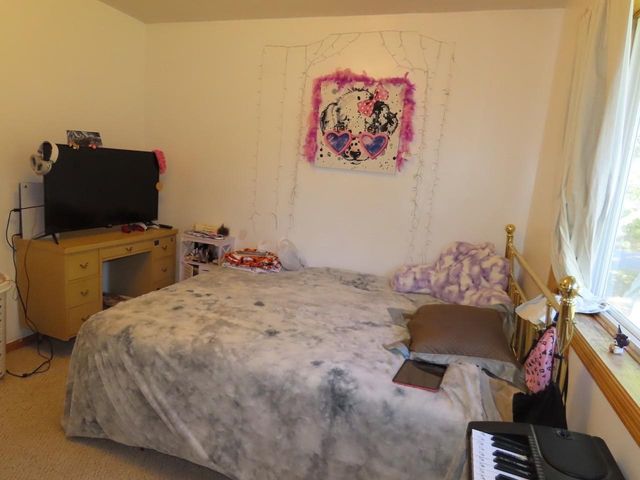 1001 Lincoln Circle, Braham, MN 55006