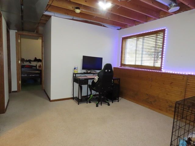 1001 Lincoln Circle, Braham, MN 55006