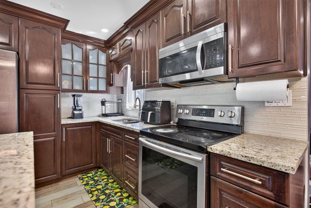1871 NW 33rd Avenue, Lauderhill, FL 33311