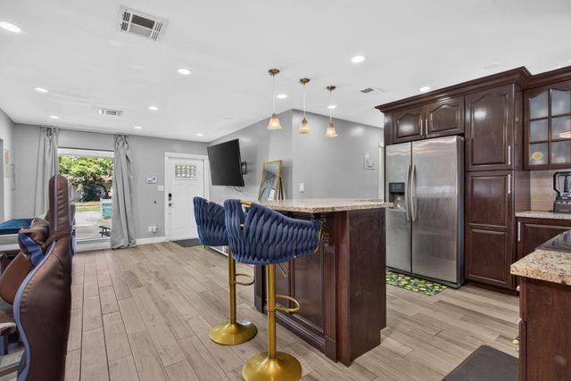 1871 NW 33rd Avenue, Lauderhill, FL 33311