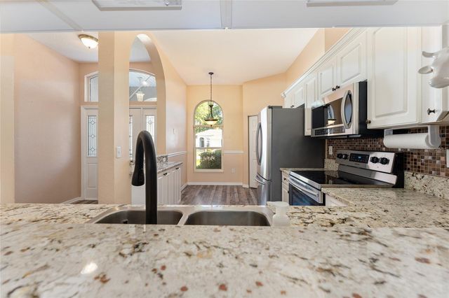 10987 SW 69TH CIRCLE, Ocala, FL 34476