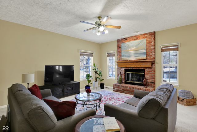 11249 Tall Trees Drive, Fishers, IN 46038