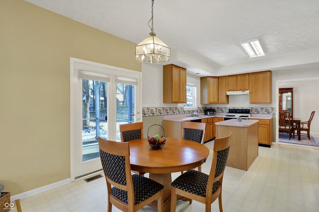 11249 Tall Trees Drive, Fishers, IN 46038