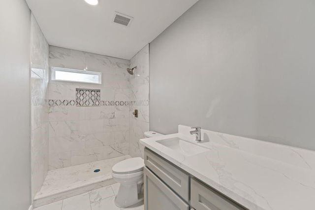 2501 Charles Road, Houston, TX 77093