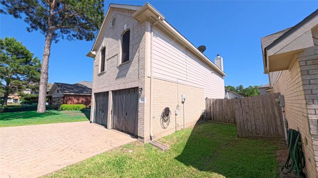 19919 Goldlake Drive, Katy, TX 77449