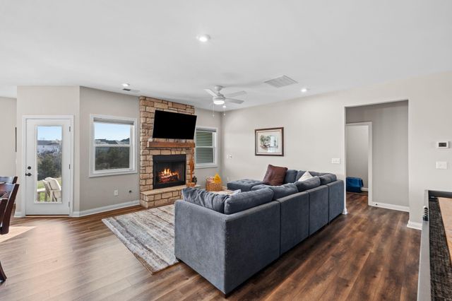 904 Camden Court, Richmond, KY 40475