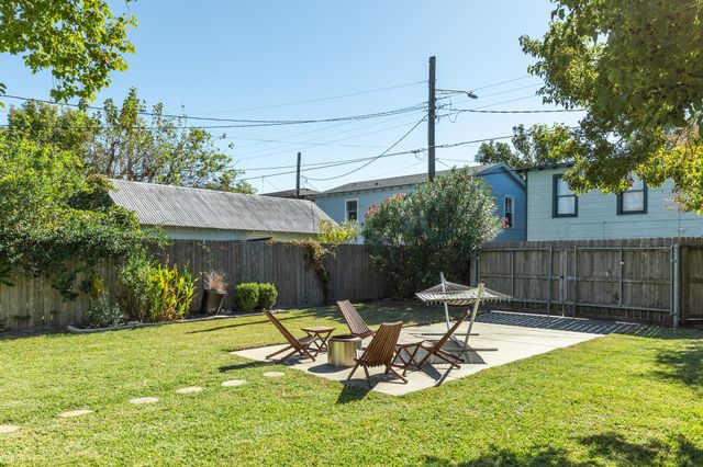 4317 Avenue R, Galveston, TX 77550