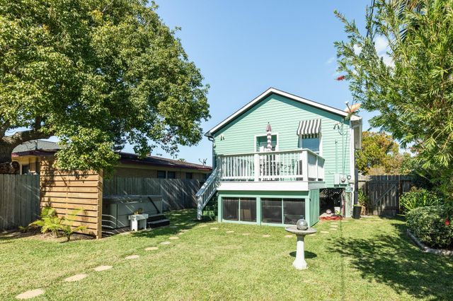 4317 Avenue R, Galveston, TX 77550