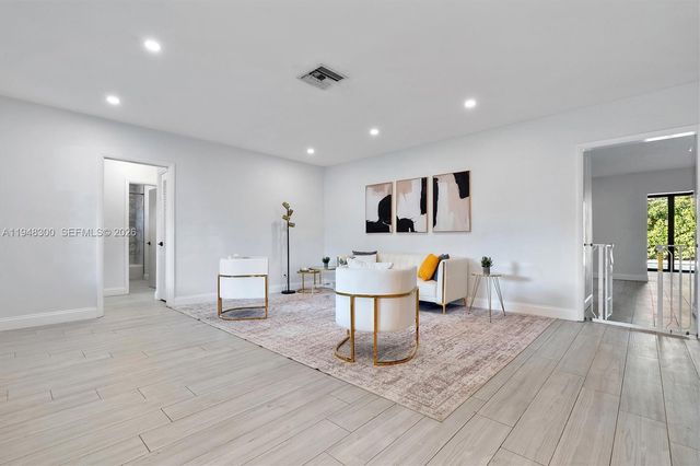 10570 NE 3rd Ave, Miami Shores, FL 33138