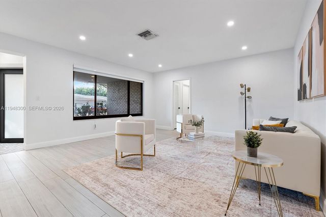 10570 NE 3rd Ave, Miami Shores, FL 33138