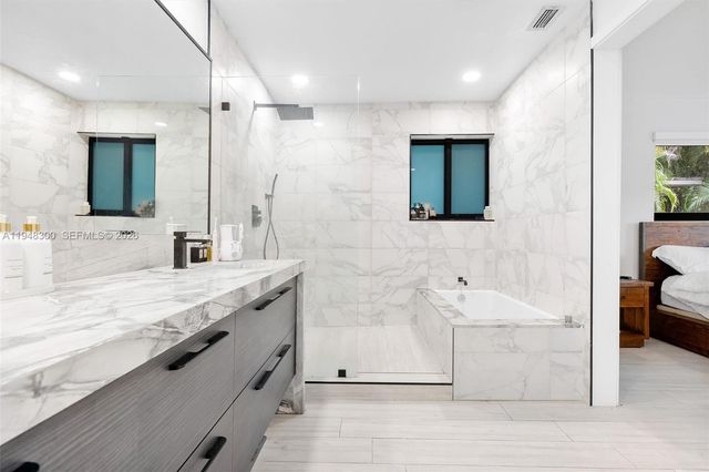 10570 NE 3rd Ave, Miami Shores, FL 33138