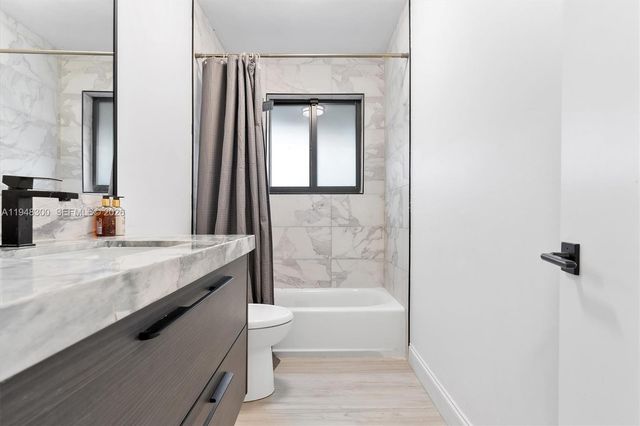 10570 NE 3rd Ave, Miami Shores, FL 33138