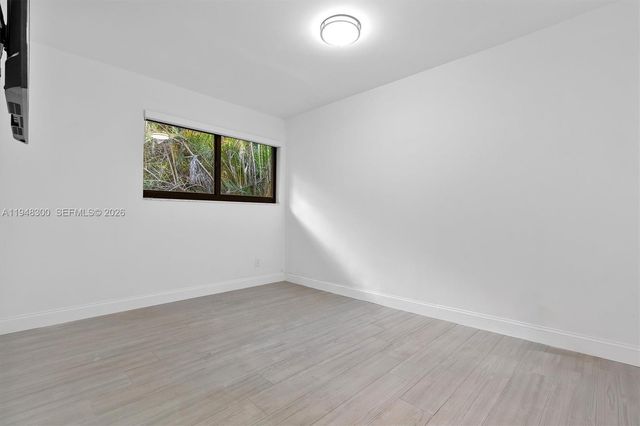 10570 NE 3rd Ave, Miami Shores, FL 33138