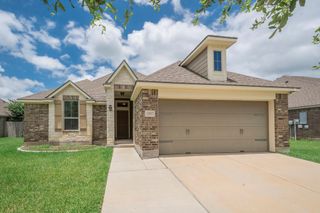 7418 Masters Drive, Navasota, TX 77868