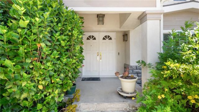 7226 Dennis, West Hills, CA 91307