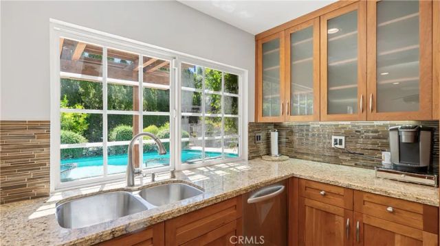 7226 Dennis, West Hills, CA 91307