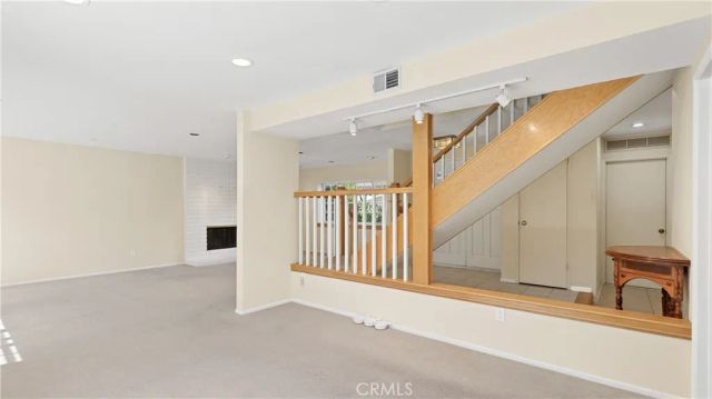 7226 Dennis, West Hills, CA 91307
