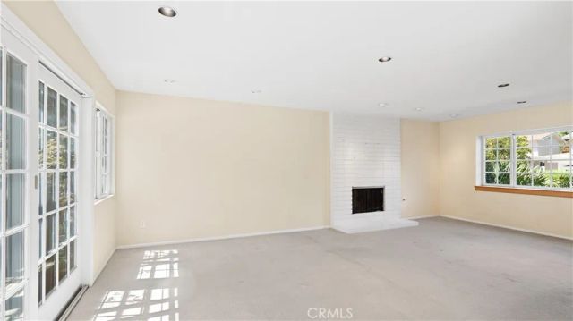 7226 Dennis, West Hills, CA 91307