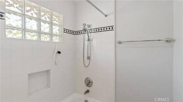 7226 Dennis, West Hills, CA 91307