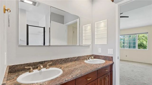 7226 Dennis, West Hills, CA 91307