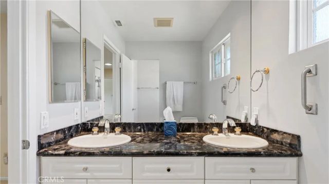 7226 Dennis, West Hills, CA 91307