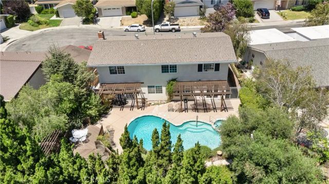 7226 Dennis, West Hills, CA 91307