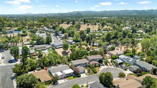 7226 Dennis, West Hills, CA 91307