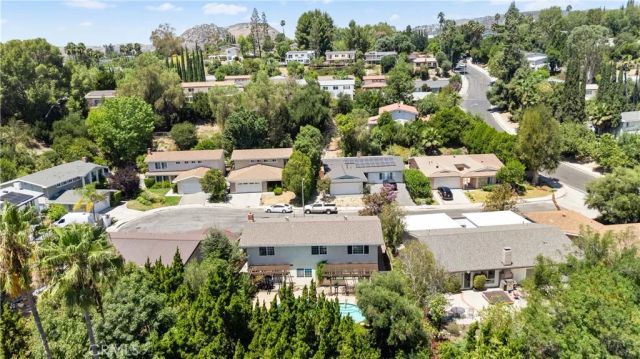 7226 Dennis, West Hills, CA 91307