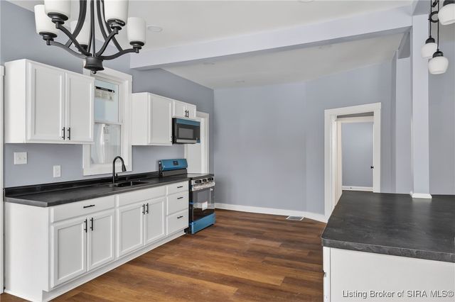 430 N Randolph Avenue, Clarksville, IN 47129