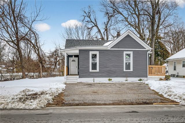 430 N Randolph Avenue, Clarksville, IN 47129