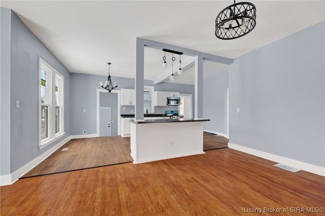 430 N Randolph Avenue, Clarksville, IN 47129