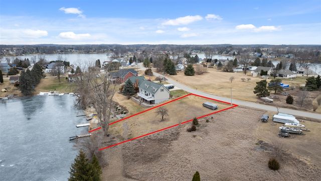 14391 Killybegs Lane, Cement City, MI 49233