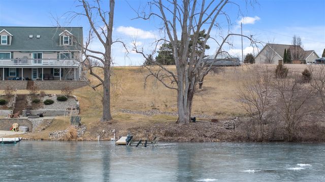 14391 Killybegs Lane, Cement City, MI 49233