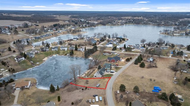 14391 Killybegs Lane, Cement City, MI 49233