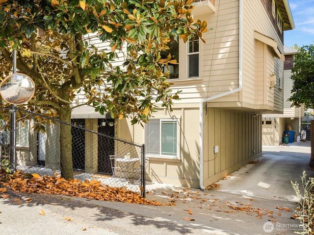2106 E Terrace Street, Seattle, WA 98122