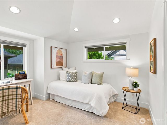 2106 E Terrace Street, Seattle, WA 98122