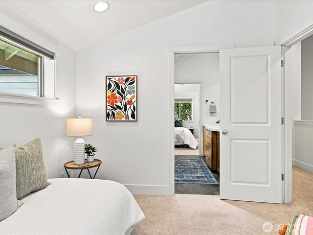 2106 E Terrace Street, Seattle, WA 98122