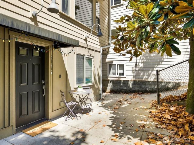 2106 E Terrace Street, Seattle, WA 98122