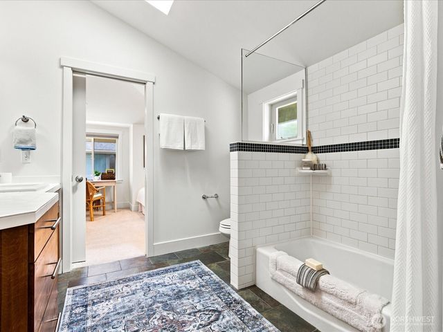 2106 E Terrace Street, Seattle, WA 98122