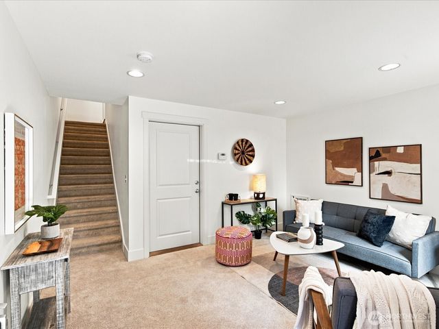 2106 E Terrace Street, Seattle, WA 98122