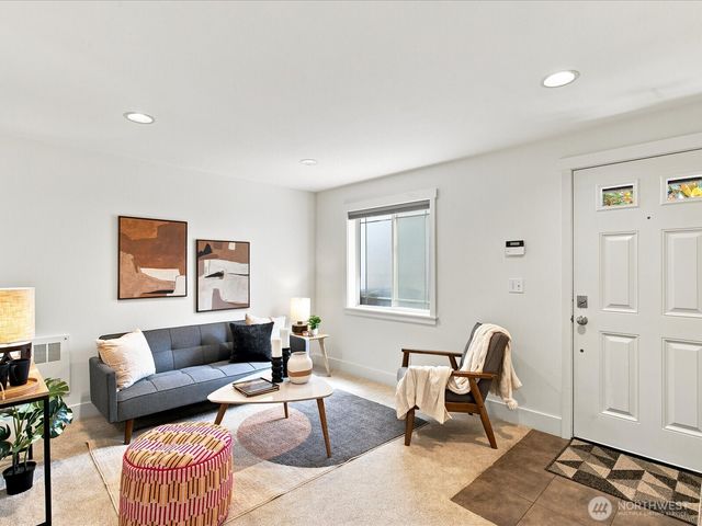 2106 E Terrace Street, Seattle, WA 98122