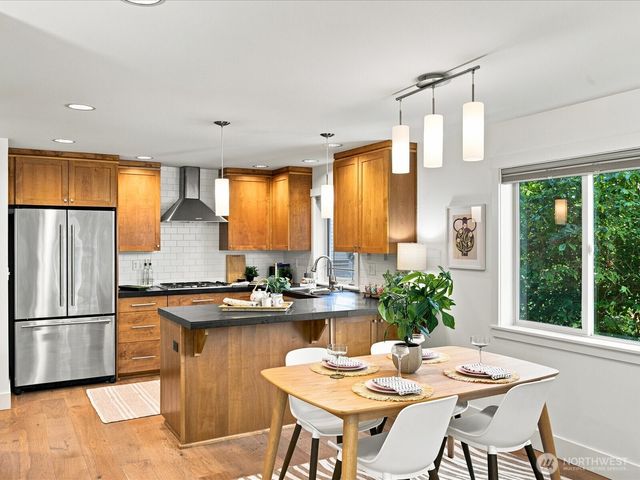 2106 E Terrace Street, Seattle, WA 98122