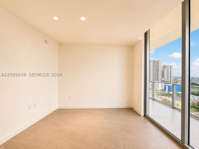 1400 Biscayne Blvd 1807, Miami, FL 33132