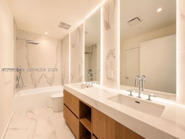 1400 Biscayne Blvd 1807, Miami, FL 33132