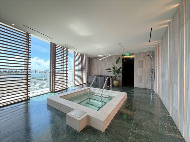 1400 Biscayne Blvd 1807, Miami, FL 33132