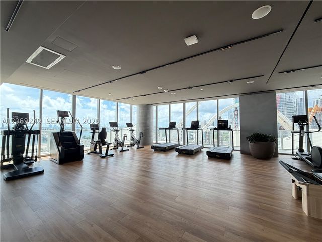 1400 Biscayne Blvd 1807, Miami, FL 33132