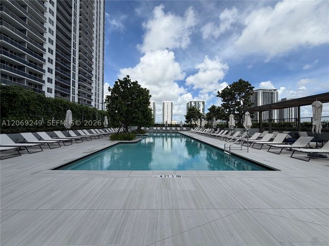 1400 Biscayne Blvd 1807, Miami, FL 33132